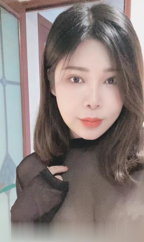 白云轻熟少妇雯雯-1.jpg