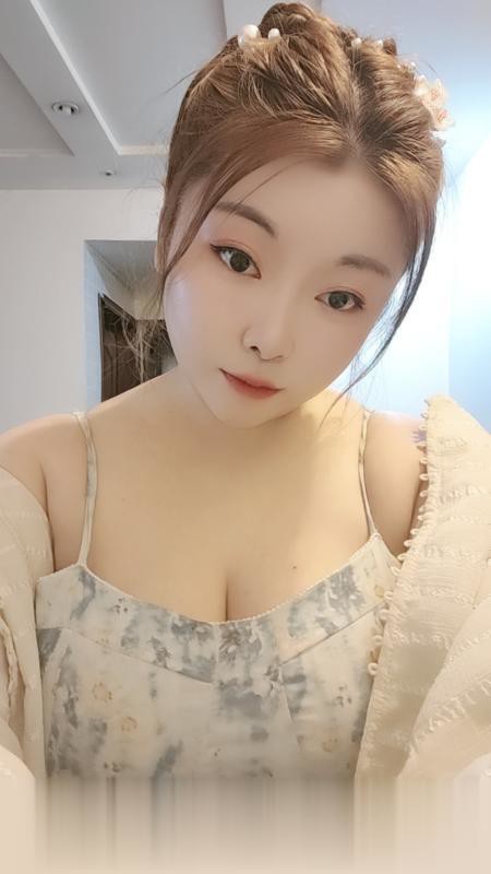 重庆观音桥大胸少妇-1.jpg
