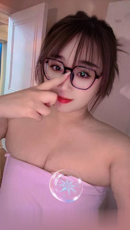 天津-河西微胖肥臀少妇-1.jpg