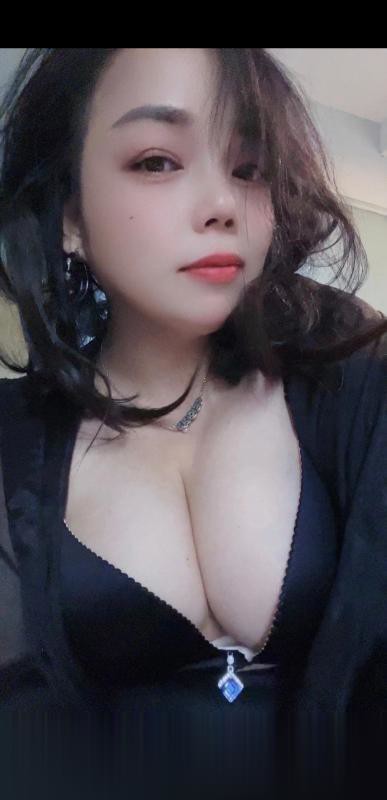 湖南-长沙雨花区大奶少妇-2.jpg