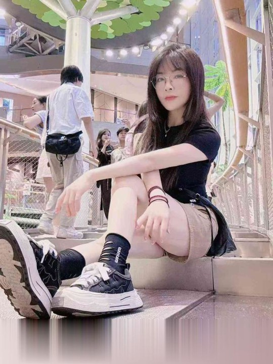 重庆-九龙坡性感莎莎楼凤-2.jpg