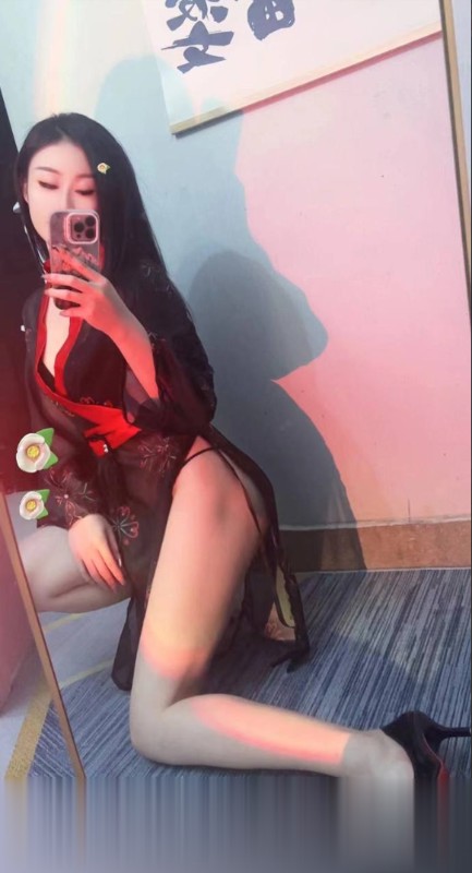 广东-广州美乳秘书性感小米粒-2.jpg
