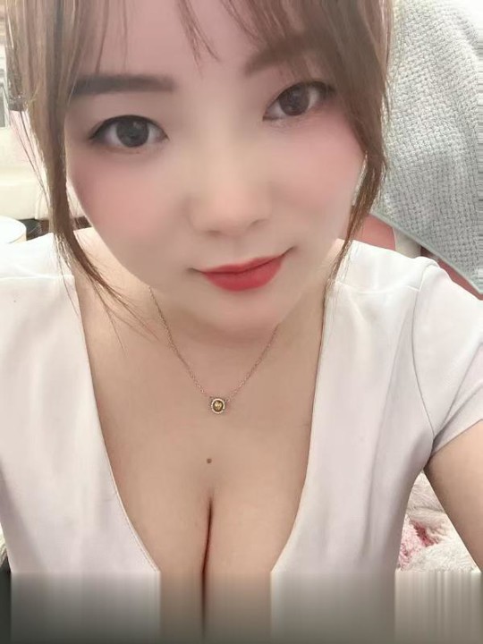 安徽合肥大奶小蹄子-1.jpg