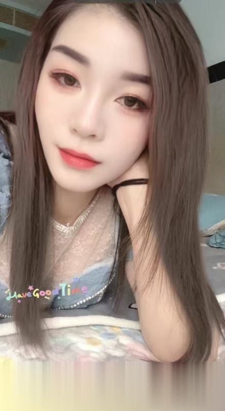 四川-泸州大胸大屁股骚货-1.jpg