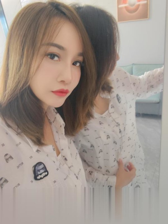 湖南-长沙长腿服务型风骚少妇-1.jpg