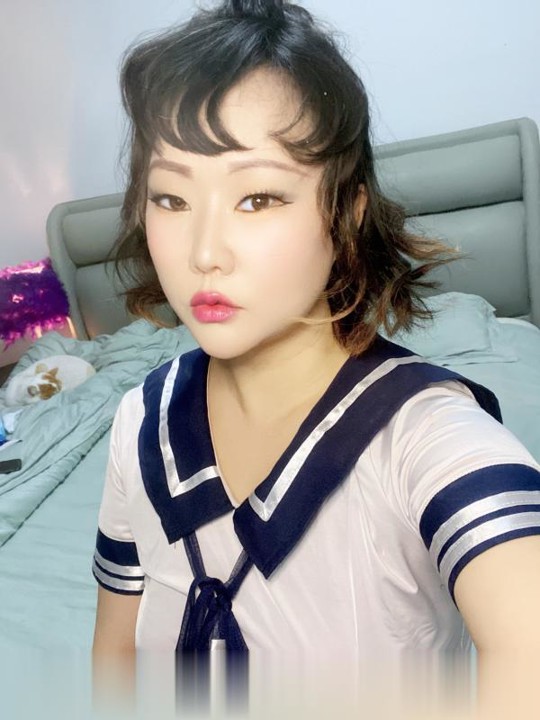 浙江-杭州风骚大屁股人妻-1.jpg